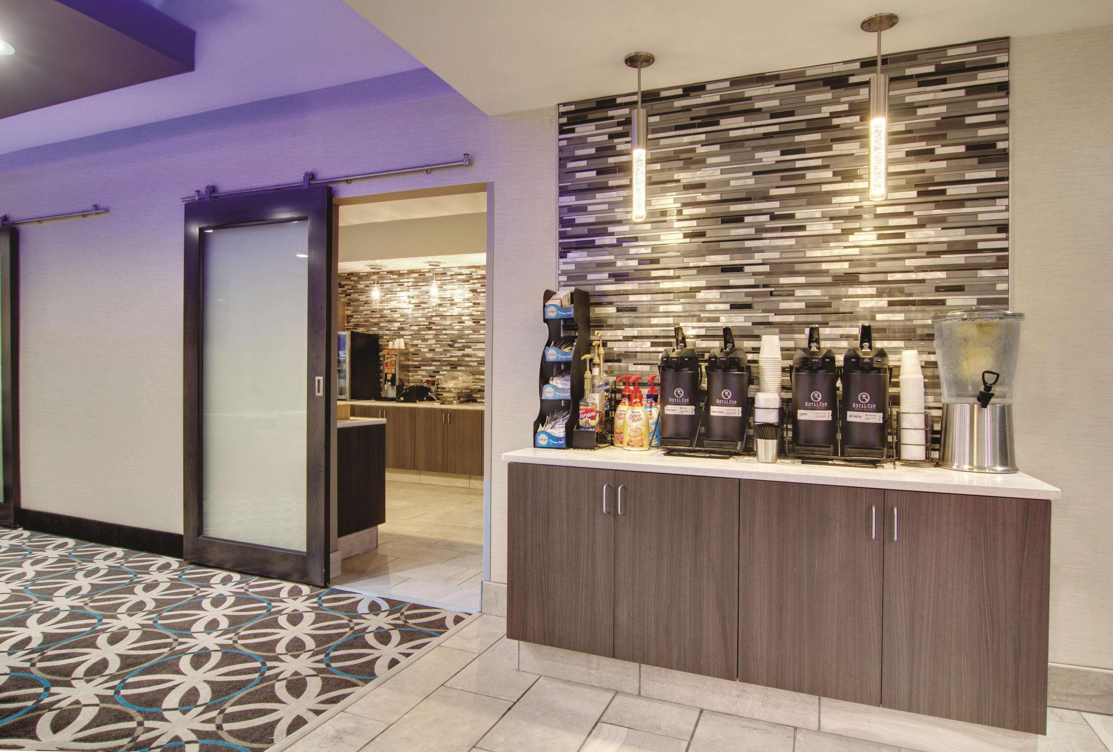 Hotel La Quinta By Wyndham Cleveland Airport West North Olmsted Zewnętrze zdjęcie