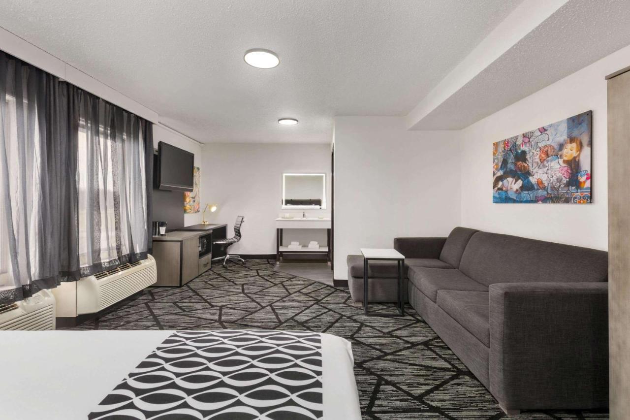 Hotel La Quinta By Wyndham Cleveland Airport West North Olmsted Zewnętrze zdjęcie