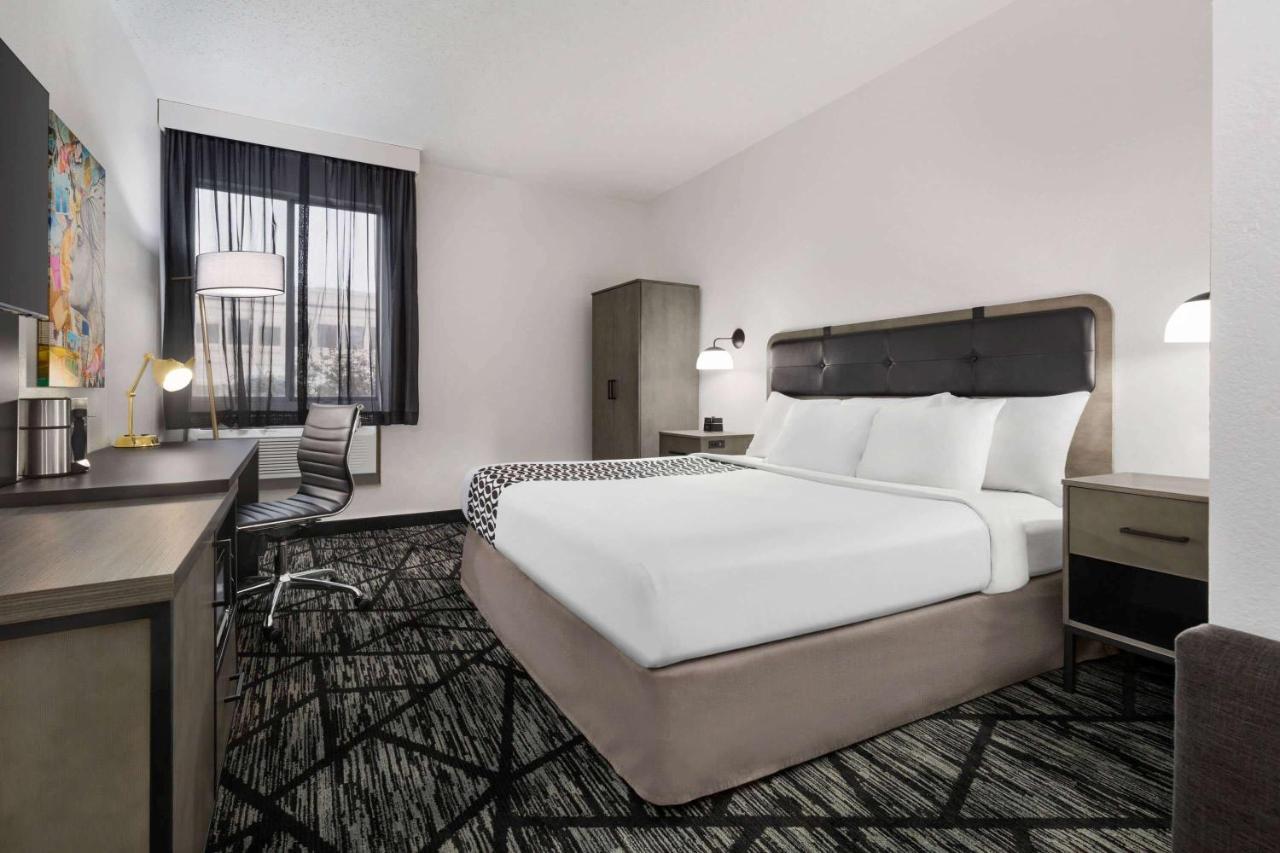Hotel La Quinta By Wyndham Cleveland Airport West North Olmsted Zewnętrze zdjęcie